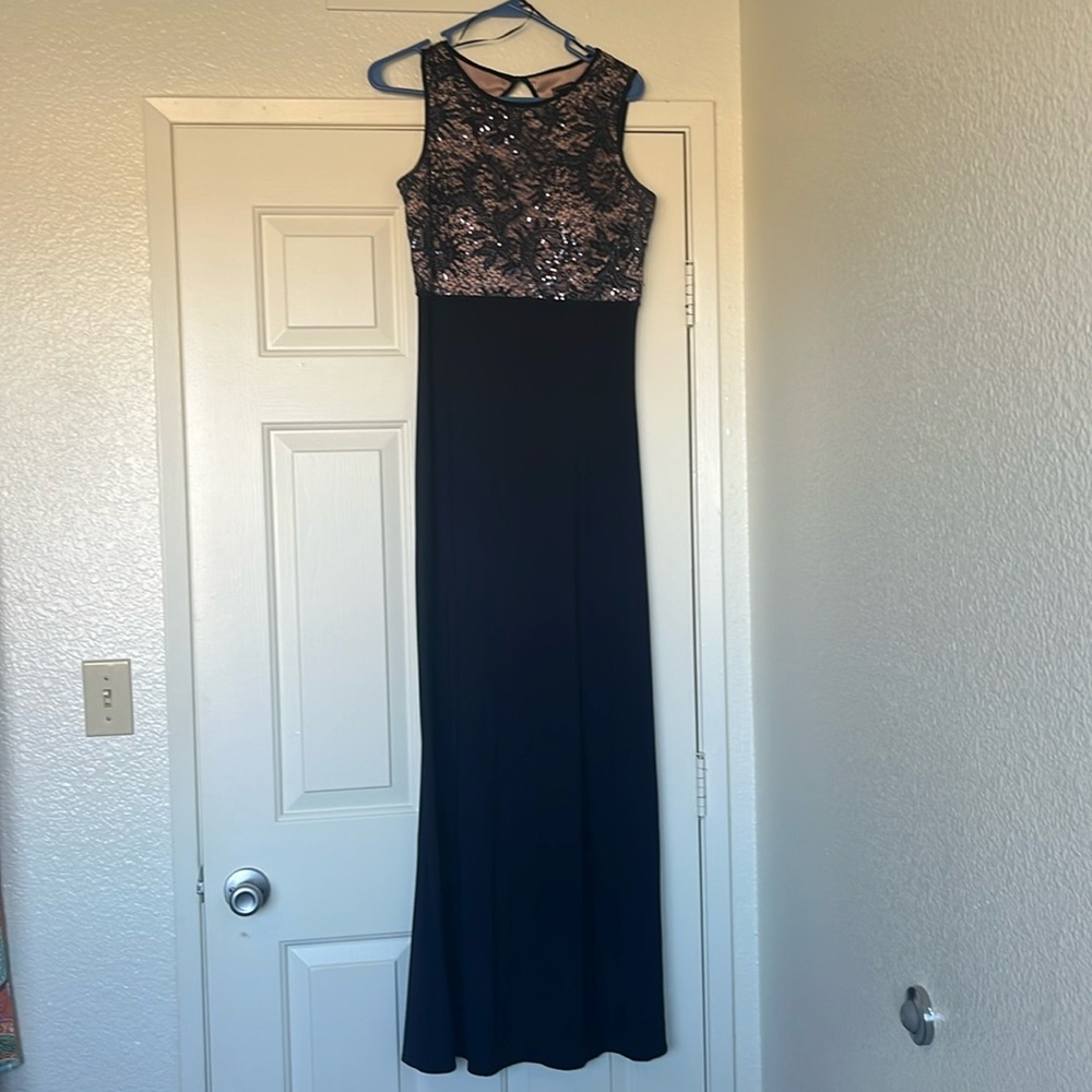 Navy formal dress. Brand Nightway. Size 8
